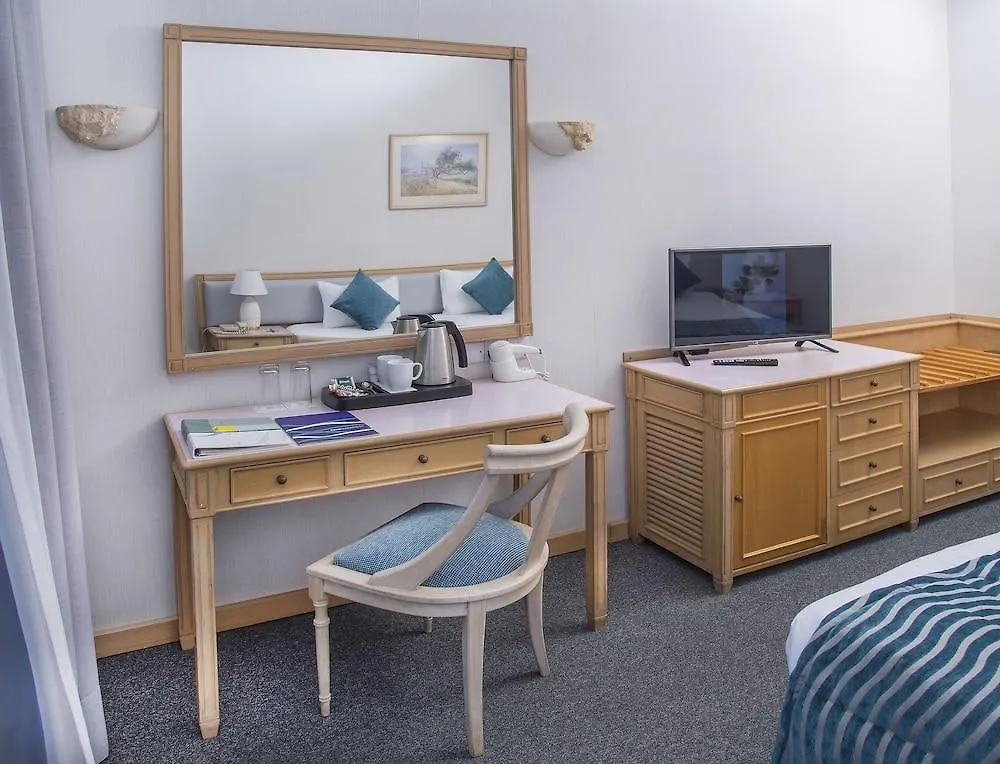 Resort Palm Beach Hotel & Bungalows Larnaca