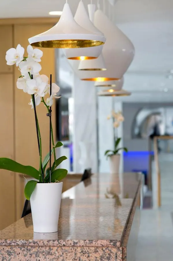 **** Resort Palm Beach Hotel & Bungalows Larnaca Cipro