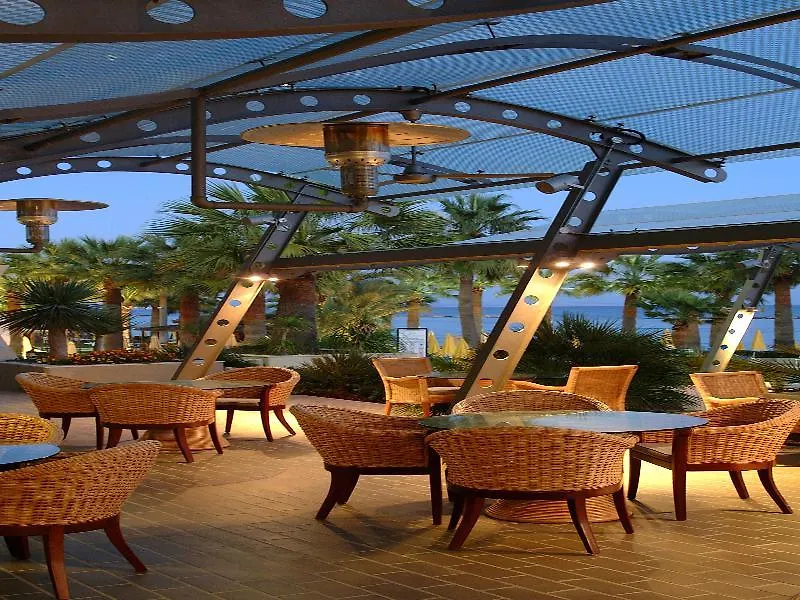 Palm Beach Hotel & Bungalows 라르나카 리조트